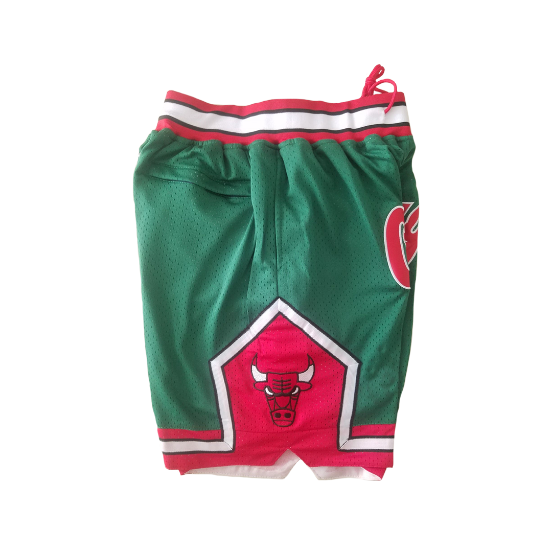 Bulls Script Vintage Shorts - Green